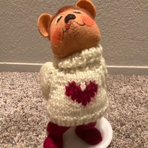2002 Annalee Doll 7” A Gift From The Heart Bear